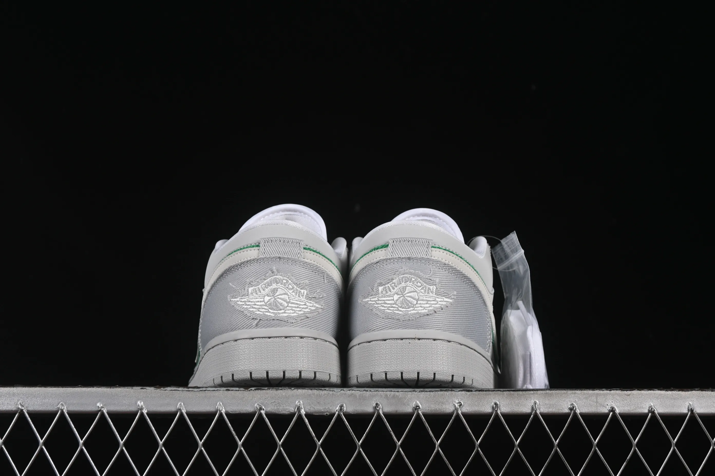 All categories Air Jordan Jordan series basketball shoes Air Jordan 1 Low Air Jordan 1 Low "Dongdan" AJ1 Joe 1 weaving gray low-top cultural casual sneakers IH3369-077